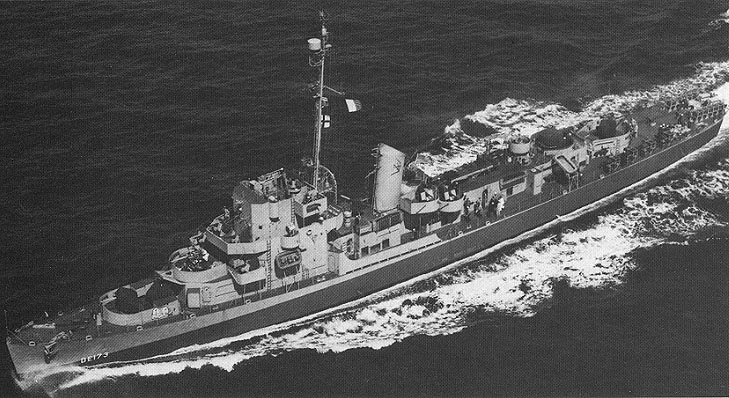 The destroyer escort USS Eldridge (DE-173) at sea