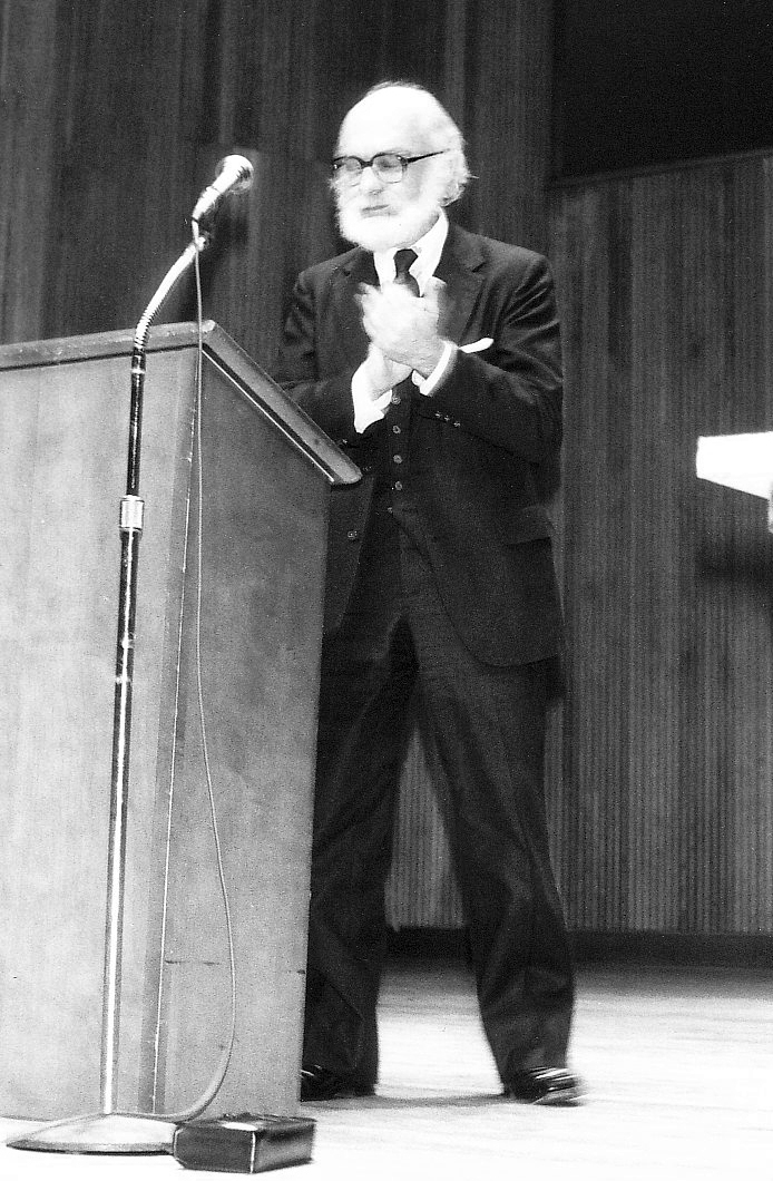 James Randi, the magician and fraud investigator Nature sent into Benveniste's laboratory with its 1988 investigating team